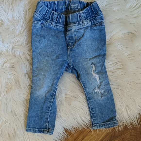 Baby GAP Jeans - Picture 2 of 6